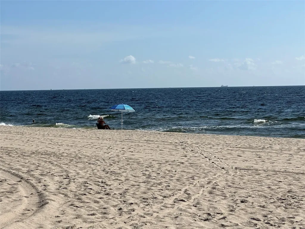 797 S Riverside Drive Pompano Beach FL 33062