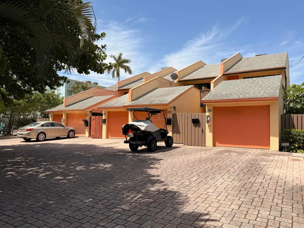 797 S Riverside Drive Pompano Beach FL 33062