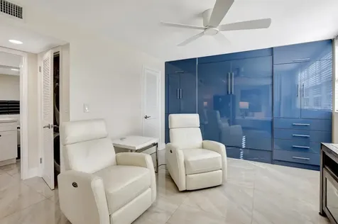 9720 S Hollybrook Lake Drive Pembroke Pines FL 33025
