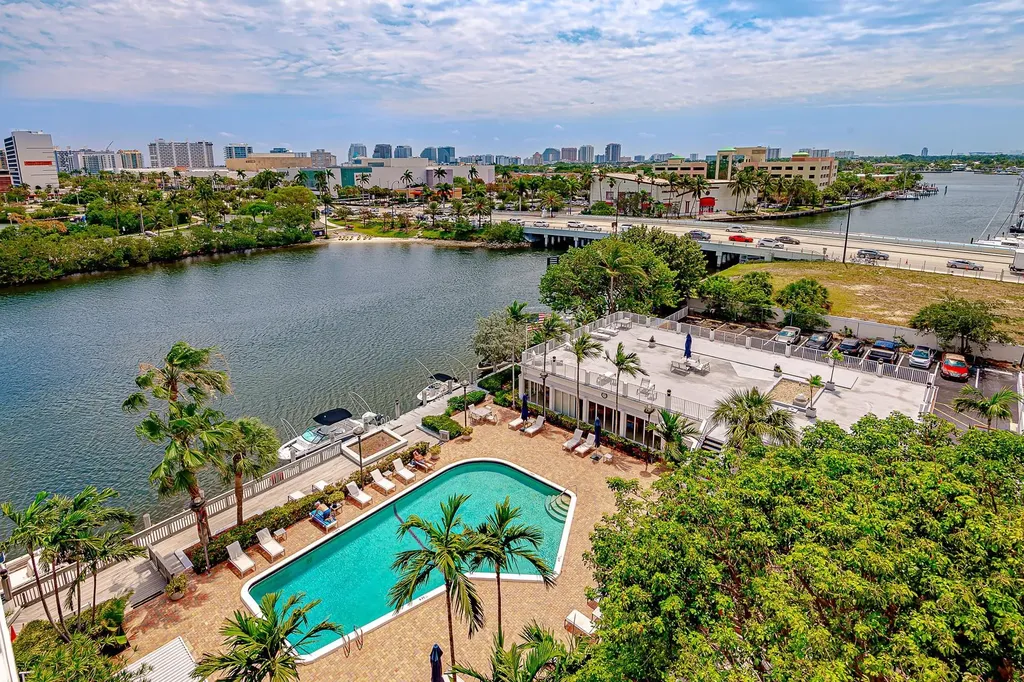 1160 N Federal Highway Fort Lauderdale FL 33304