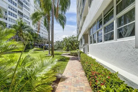 1160 N Federal Highway Fort Lauderdale FL 33304