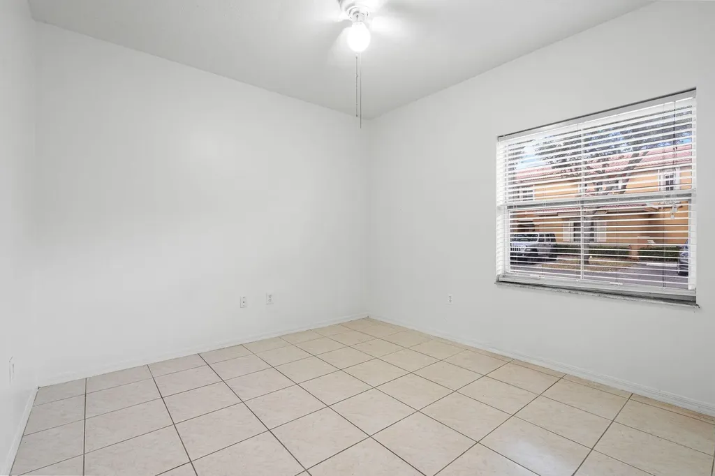 8520 NW 139th Terrace Miami Lakes FL 33016