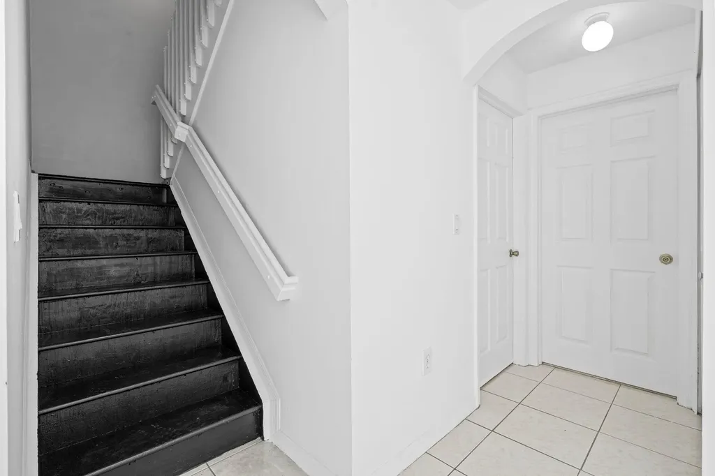 8520 NW 139th Terrace Miami Lakes FL 33016