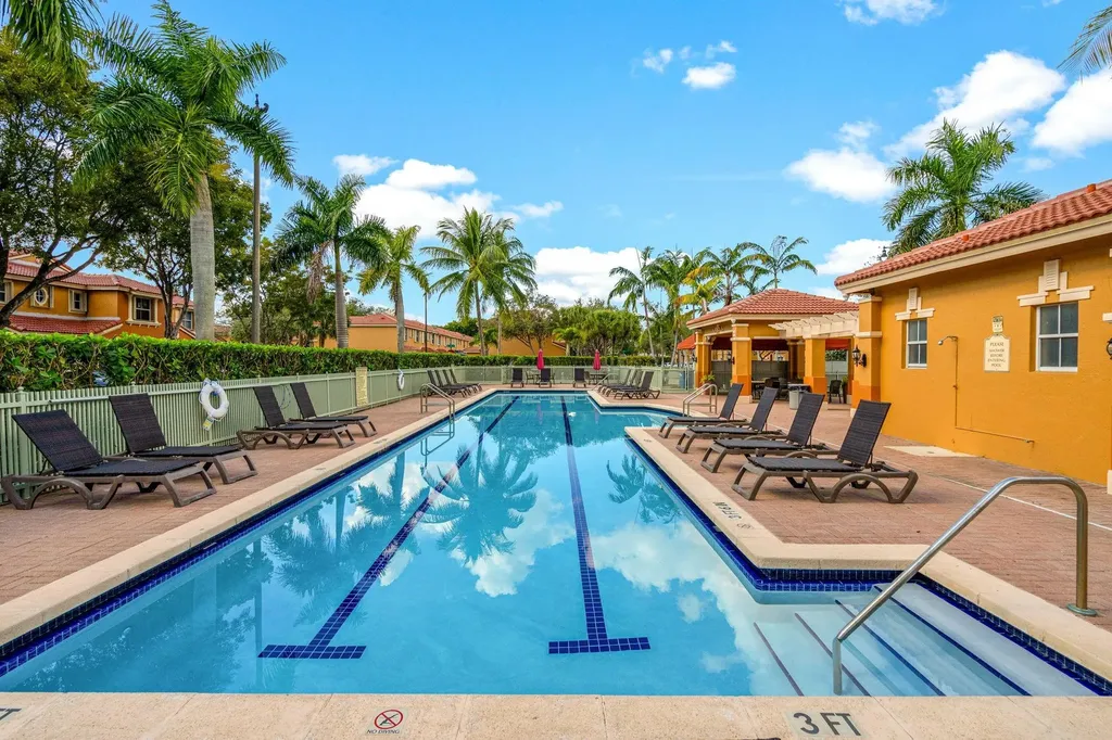 8520 NW 139th Terrace Miami Lakes FL 33016