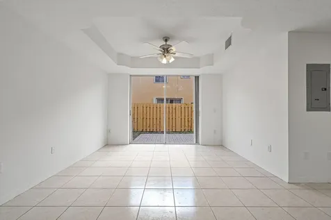 8520 NW 139th Terrace Miami Lakes FL 33016