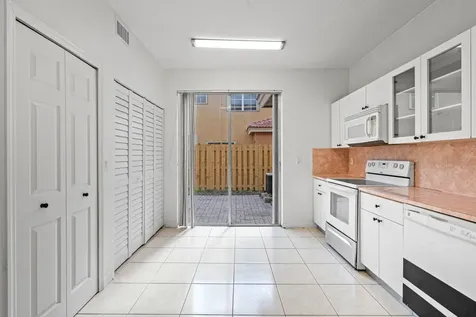 8520 NW 139th Terrace Miami Lakes FL 33016