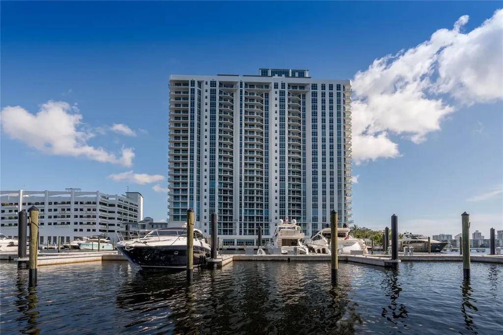 17301 Biscayne Boulevard Aventura FL 33160