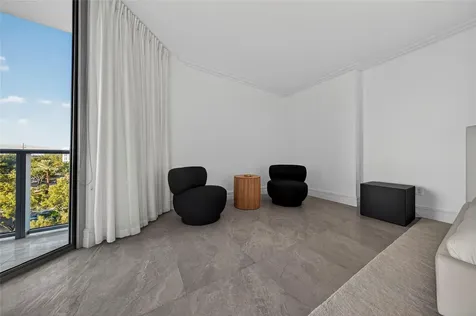 17301 Biscayne Boulevard Aventura FL 33160