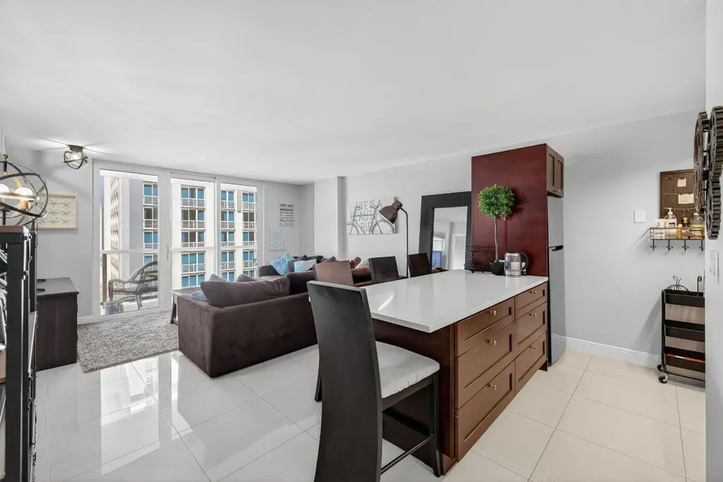 209 N Fort Lauderdale Beach Boulevard Fort Lauderdale FL 33304