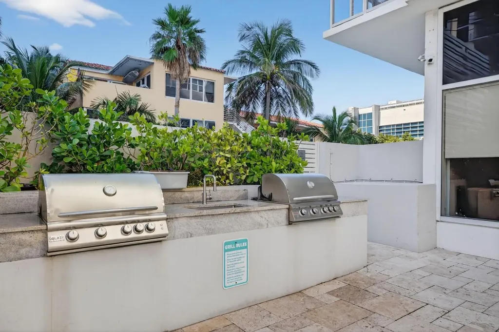 209 N Fort Lauderdale Beach Boulevard Fort Lauderdale FL 33304