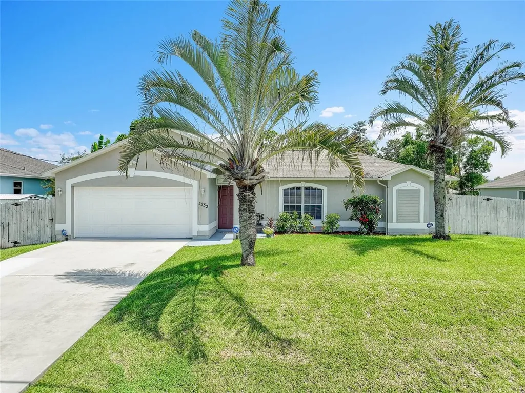 1332 SW Granville Avenue Port St Lucie FL 34953