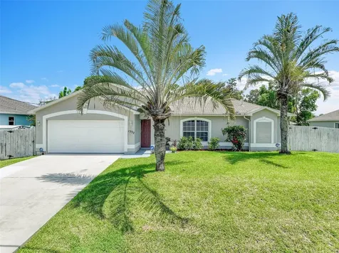1332 SW Granville Avenue Port St Lucie FL 34953