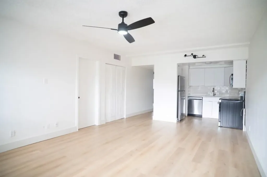 701 Pine Drive Pompano Beach FL 33060