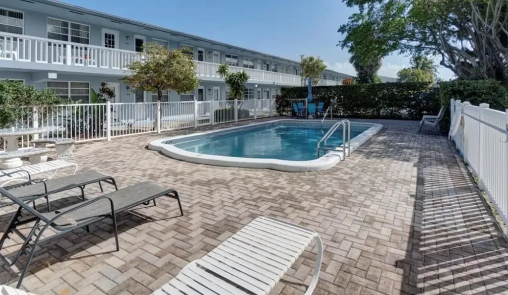 701 Pine Drive Pompano Beach FL 33060