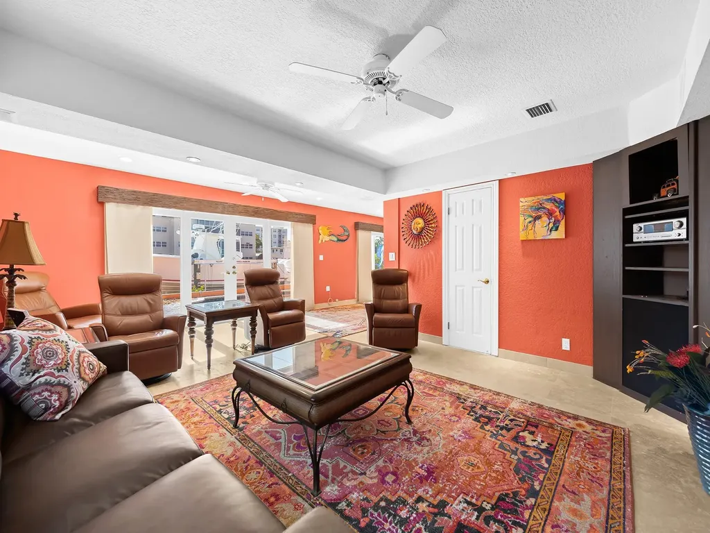 1618 SE 14th Street Fort Lauderdale FL 33316