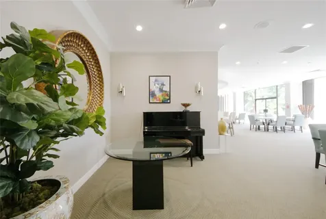 2480 Presidential Way West Palm Beach FL 33401