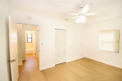 2547 Roosevelt Street Hollywood FL 33020
