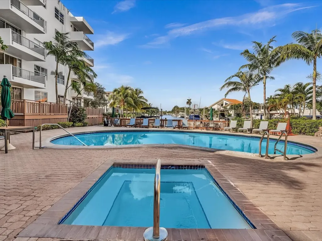 1421 S Ocean Boulevard Pompano Beach FL 33062