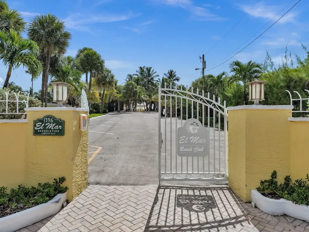 1421 S Ocean Boulevard Pompano Beach FL 33062