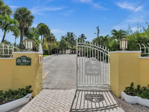 1421 S Ocean Boulevard Pompano Beach FL 33062