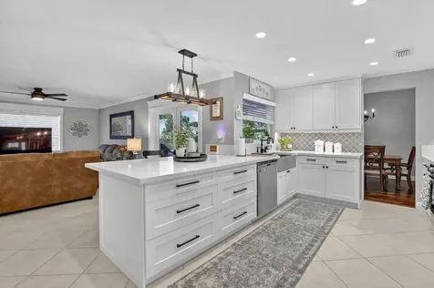 11611 SW 52nd Street Cooper City FL 33330
