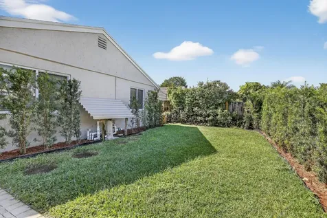 11611 SW 52nd Street Cooper City FL 33330