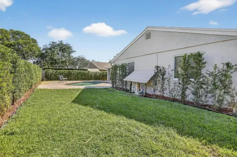 11611 SW 52nd Street Cooper City FL 33330