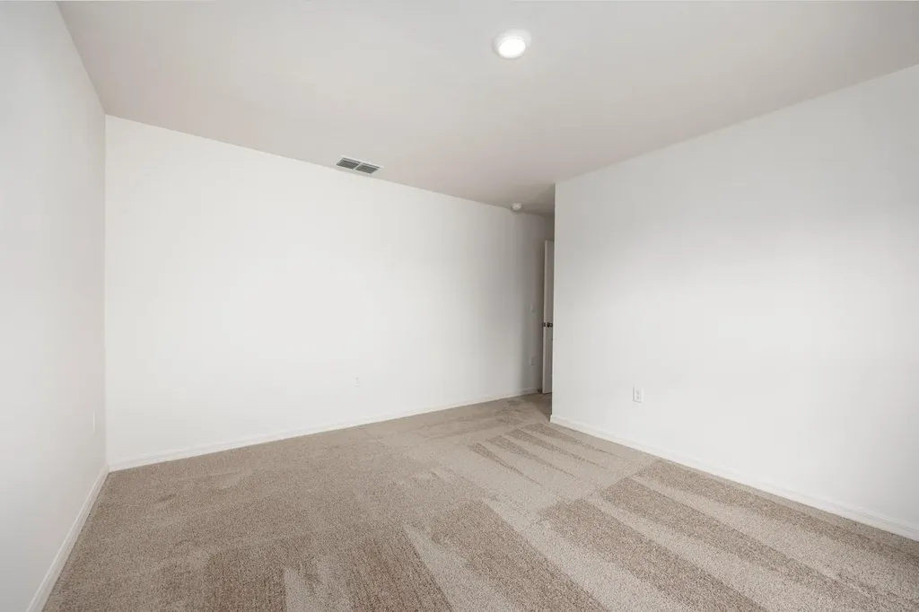 2737 SE Mariposa Avenue Port St Lucie FL 34952