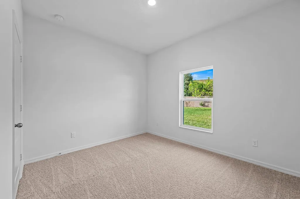 5262 NW Lamoore Lane Port St Lucie FL 34983