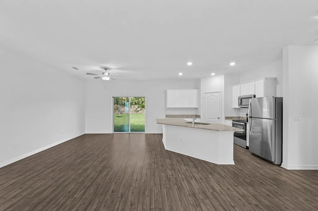 5262 NW Lamoore Lane Port St Lucie FL 34983