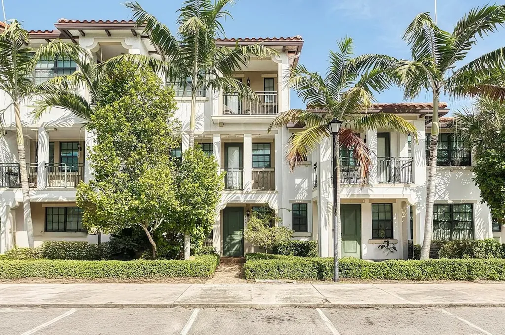 11303 SW 15th Street Pembroke Pines FL 33025