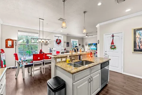 195 SW 7th Street Pompano Beach FL 33060