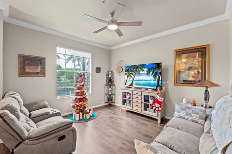 195 SW 7th Street Pompano Beach FL 33060