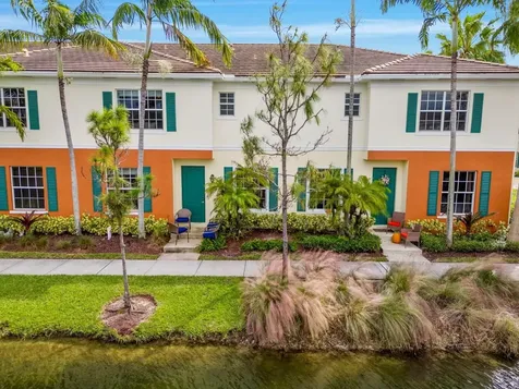 195 SW 7th Street Pompano Beach FL 33060