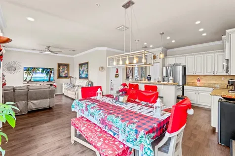 195 SW 7th Street Pompano Beach FL 33060