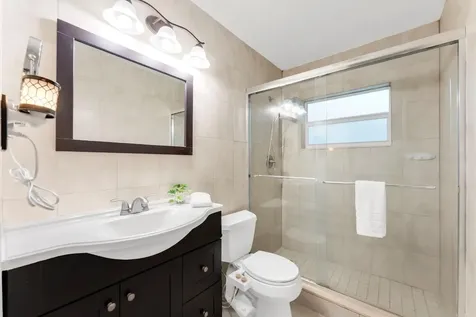 10015 NW 83rd Street Tamarac FL 33321