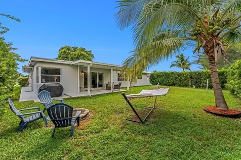 10015 NW 83rd Street Tamarac FL 33321