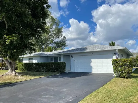 10015 NW 83rd Street Tamarac FL 33321
