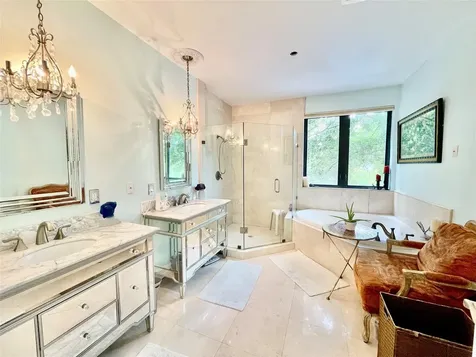 540 NE 17th Avenue Fort Lauderdale FL 33301