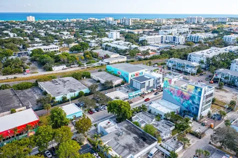 367 NE 3rd Avenue Delray Beach FL 33444