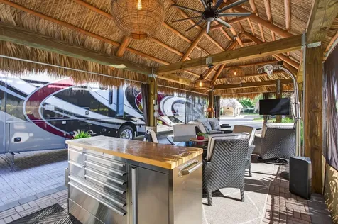 6 S Cortez Drive Margate FL 33068