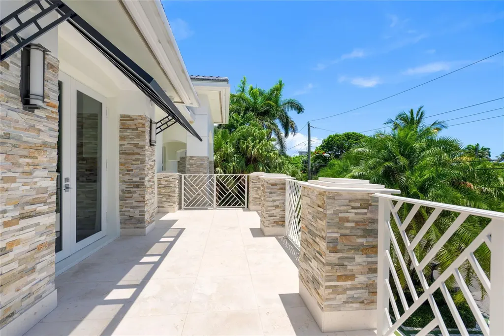 2307 N Riverside Drive Pompano Beach FL 33062