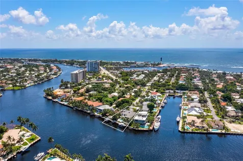 2307 N Riverside Drive Pompano Beach FL 33062