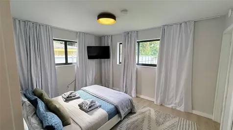 433 NW 15th Way Fort Lauderdale FL 33311