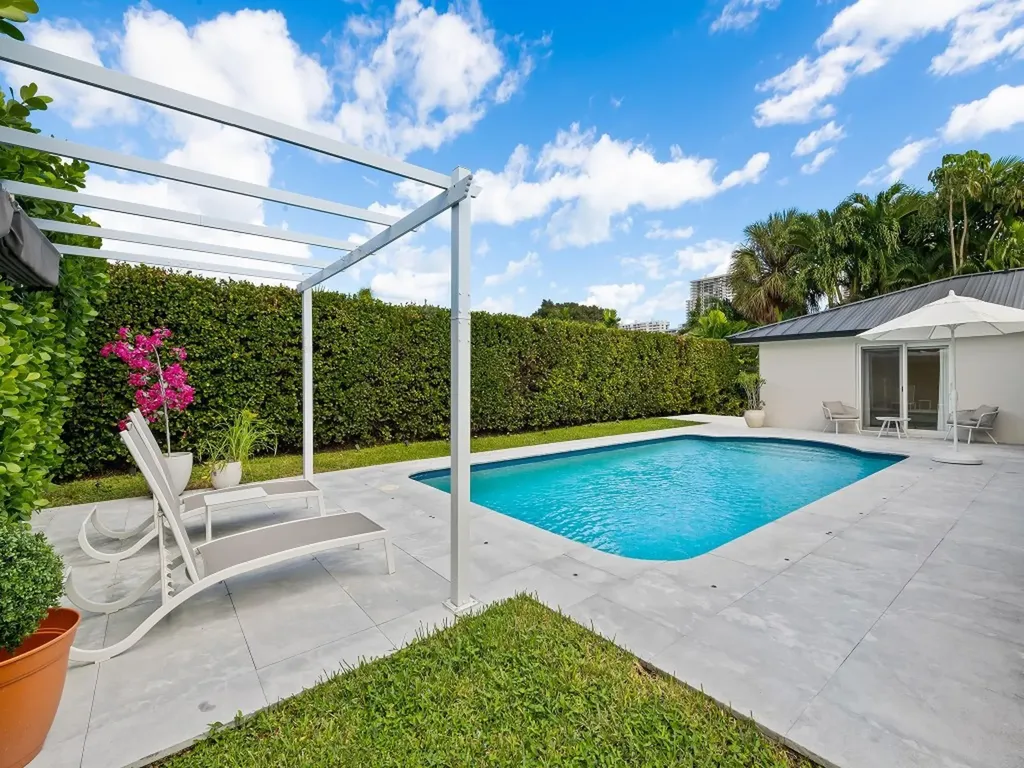 44 Fort Royal Island Fort Lauderdale FL 33308