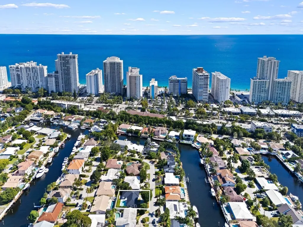 44 Fort Royal Island Fort Lauderdale FL 33308