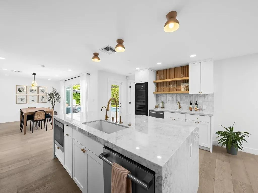 44 Fort Royal Island Fort Lauderdale FL 33308