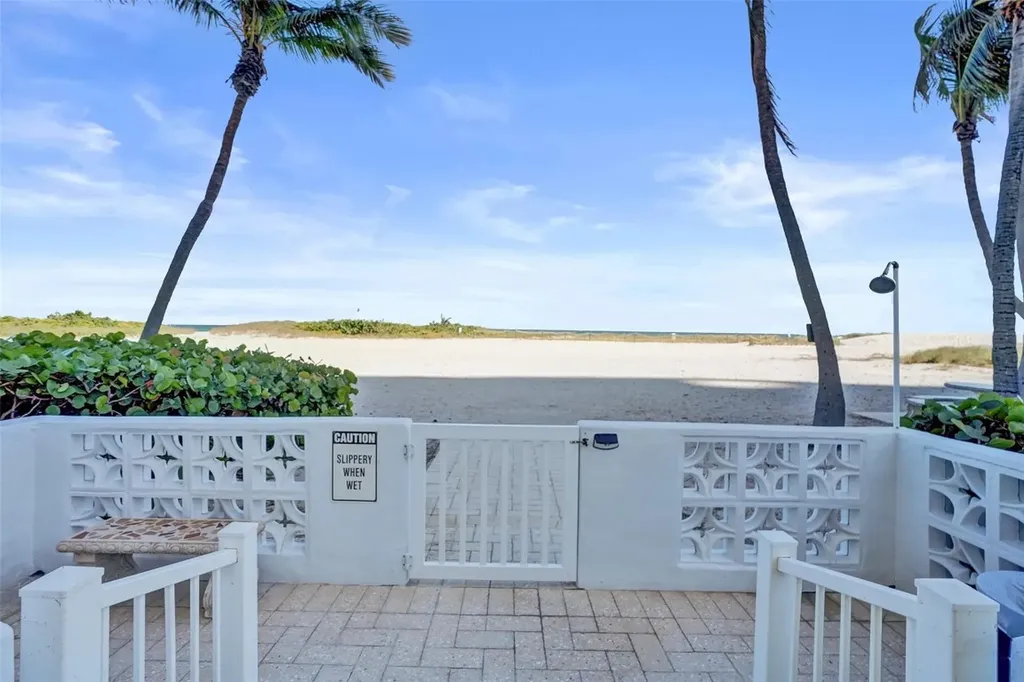 1012 N Ocean Boulevard Pompano Beach FL 33062