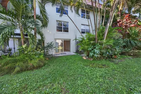 809 W Oakland Park Boulevard Oakland Park FL 33311