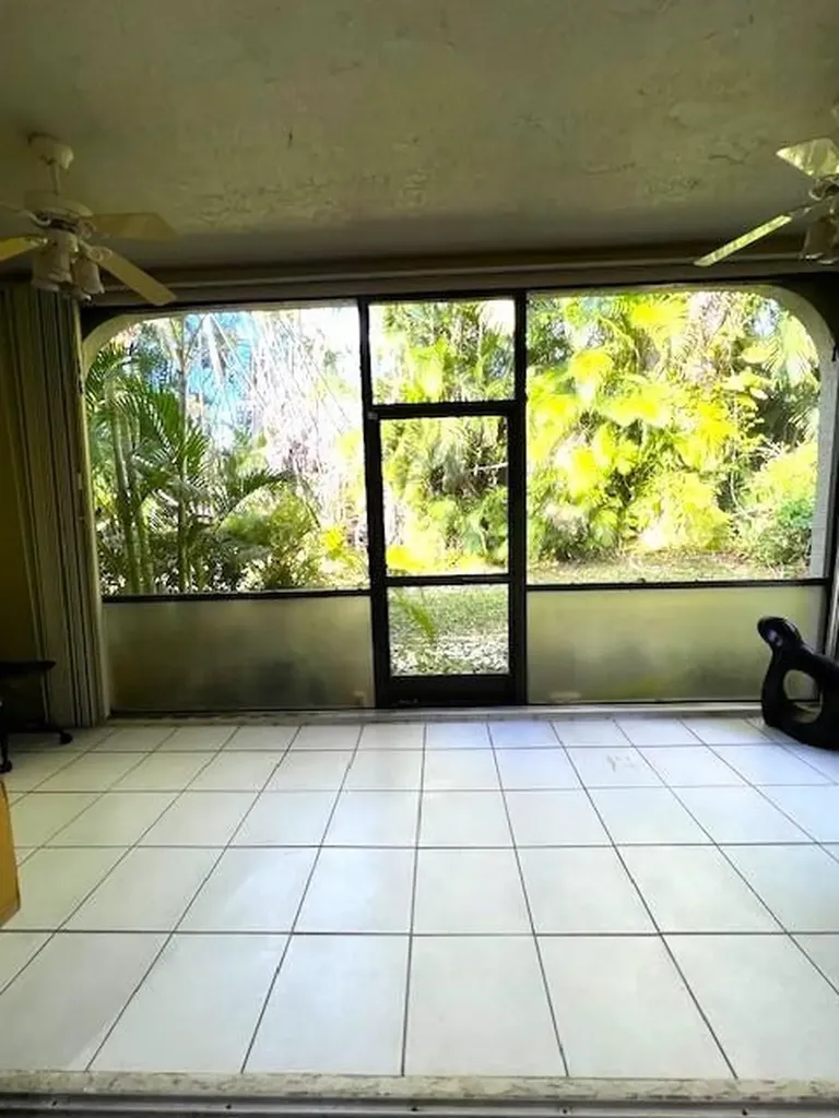 6358 W Longboat Lane Boca Raton FL 33433